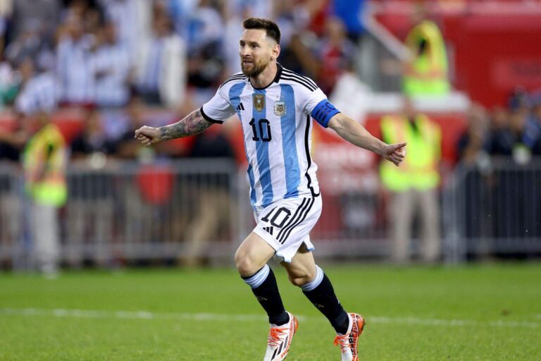 4 reasons why Messi is the best in the world