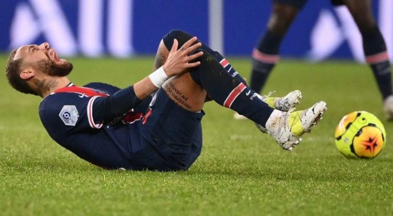Les blessures de Neymar : une histoire de défis dans sa carrière de footballeur