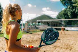 Beach Tennis: O Esporte Explosivo que Combina Praia e Tênis e já é febre“ no Brasil e no mundo!