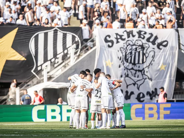 Torcida do Santos protesta após empate bez gols