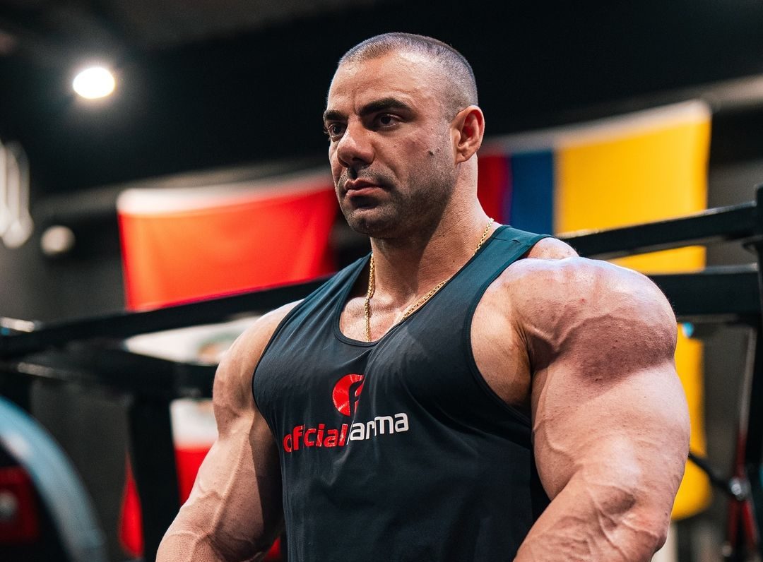 Rafael Brandão Impressiona com Físico Gigante e Corre Pelo Primeiro Call Out no Olympia 2024