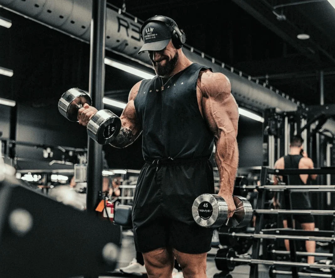 Chris Bumstead se prepara para Mr Olympia