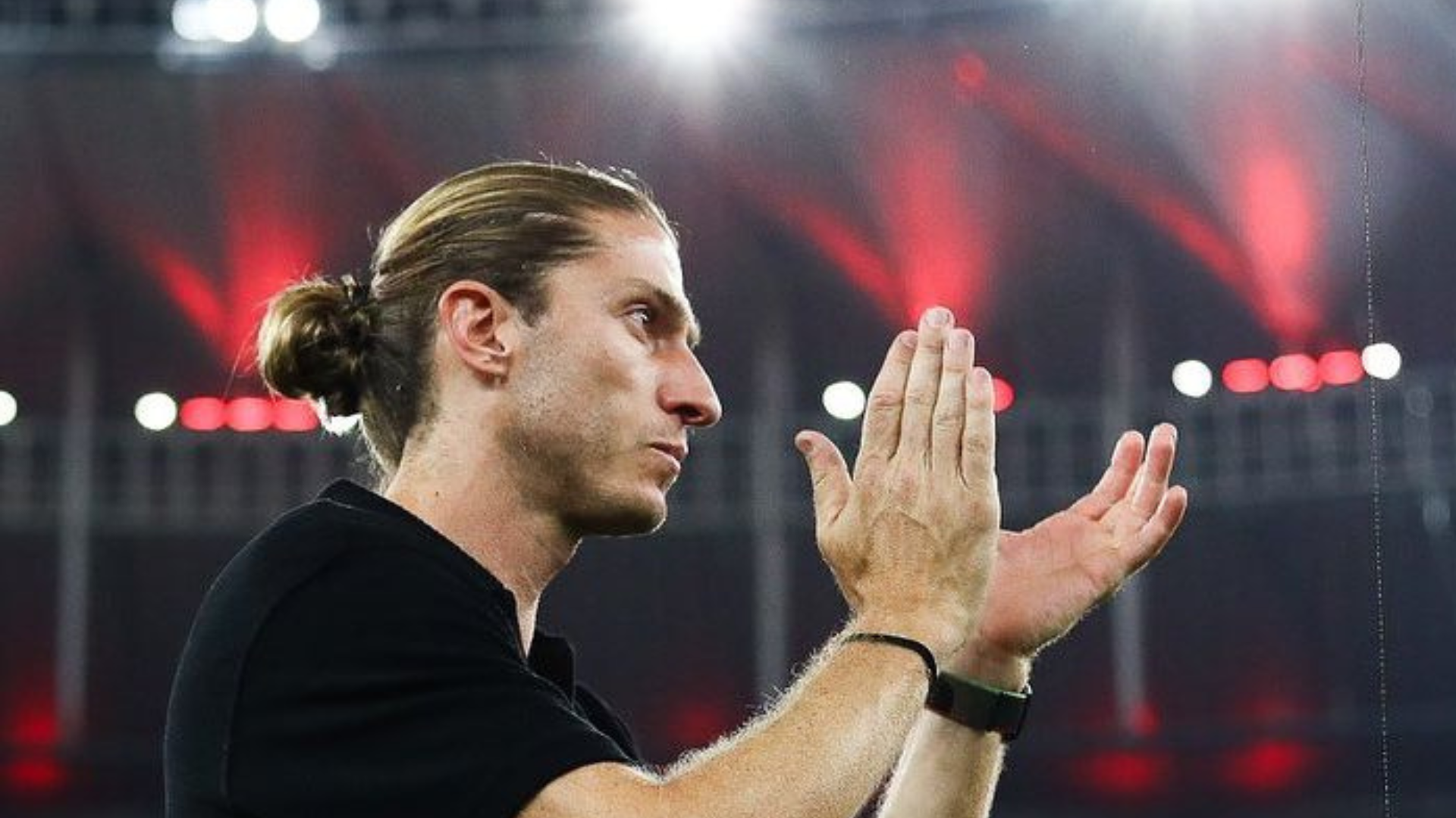 Filipe Luís Inspira Flamengo em Busca do Título Brasileiro Após Começo Promissor Contra o Corinthians