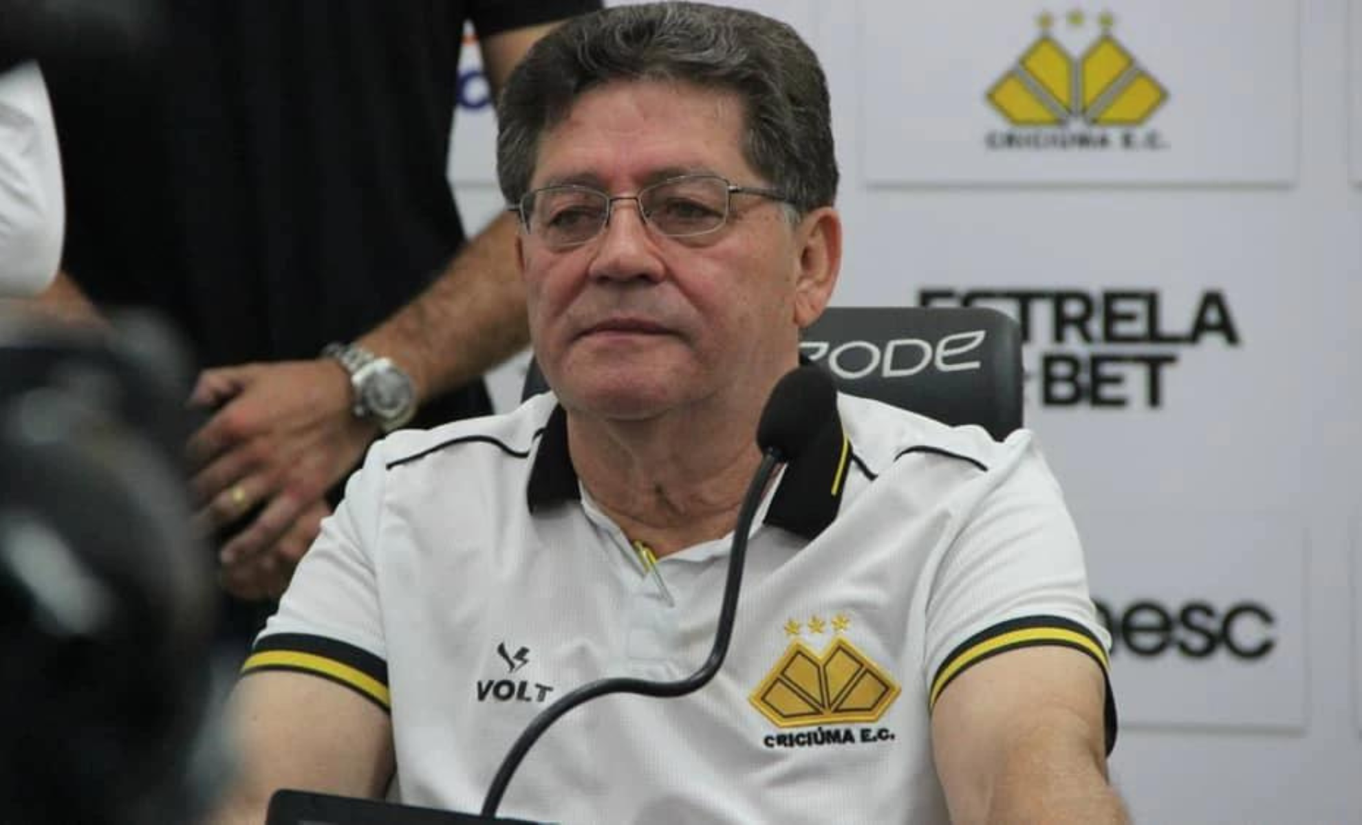 Mandato do Presidente do Criciúma Vilmar Guedes Estendido até 2025 após Mudança no Estatuto do Clube